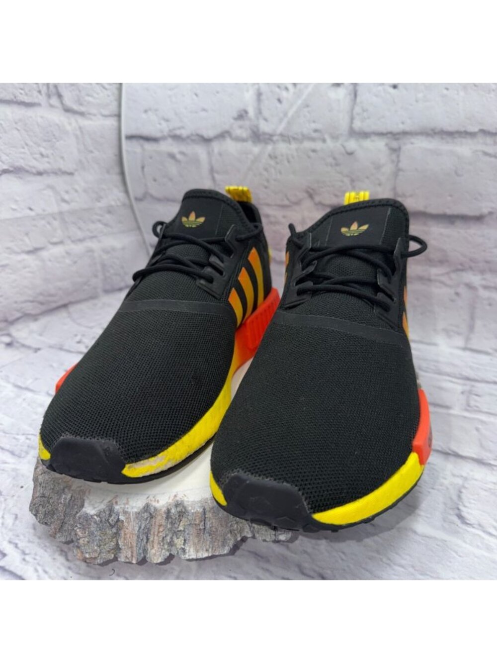 adidas NMD_R1 Men's Lace-Up Low Top Sneakers Black Yellow Size 12 Shoes - Picture 4 of 12